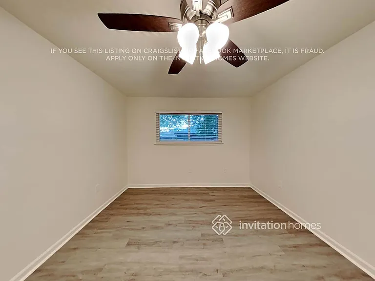 10527 Mills Walk Dr — Photo 13