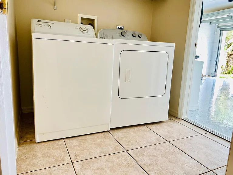 5952 NW Baynard Dr — Photo 14