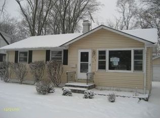 272 Bonnie Brae Ave, Grayslake, IL 60030