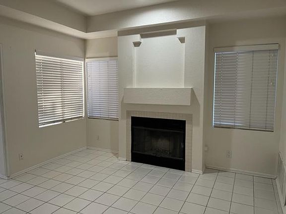 5th image of 30097 Shoreline Dr