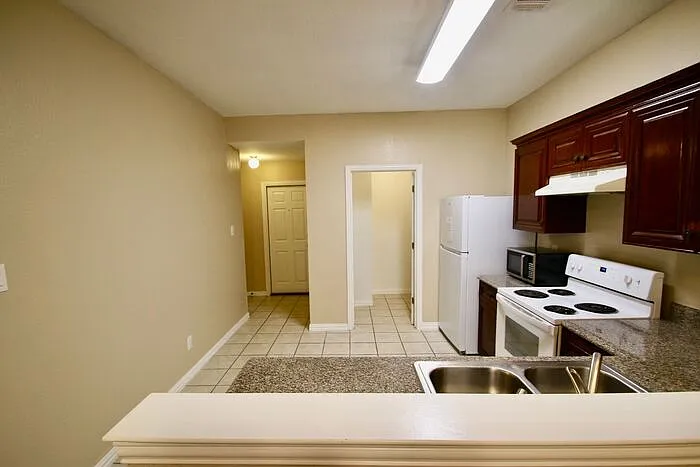3116 S Cherry Ln — Photo 9