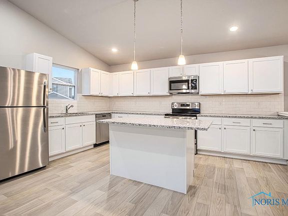 5th image of 1547 Circle Dr