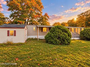 338 Upper Pmhe S, East Stroudsburg, PA 18302