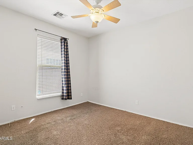 4323 W T Ryan Ln — Photo 18