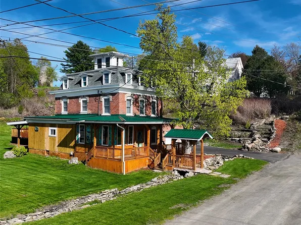 200 Gouverneur St, Morristown, NY 13664