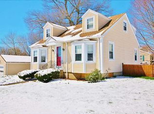 20 Cumberland St, Cumberland, RI 02864