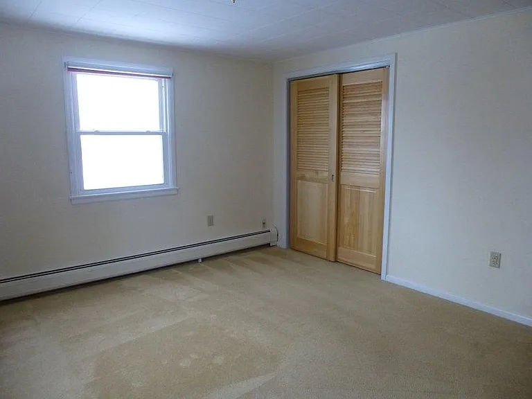 14 Thibault Pkwy — Photo 7