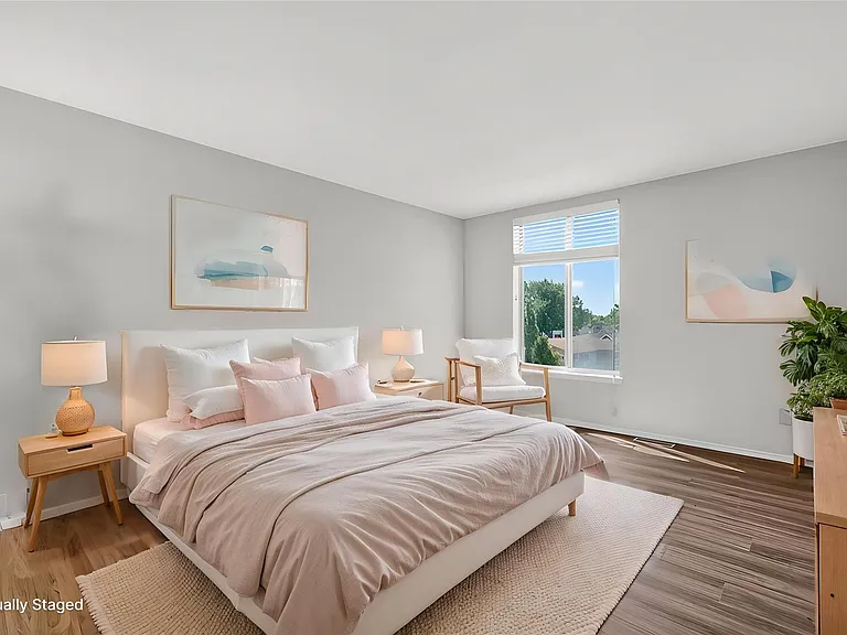 600 W Brown St #309 — Photo 16