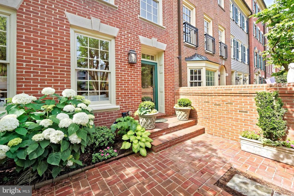 40 Wolfe St, Alexandria, VA - View 4