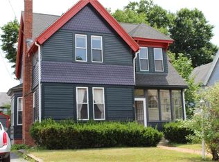 26 Bernice Ave, Woonsocket, RI 02895