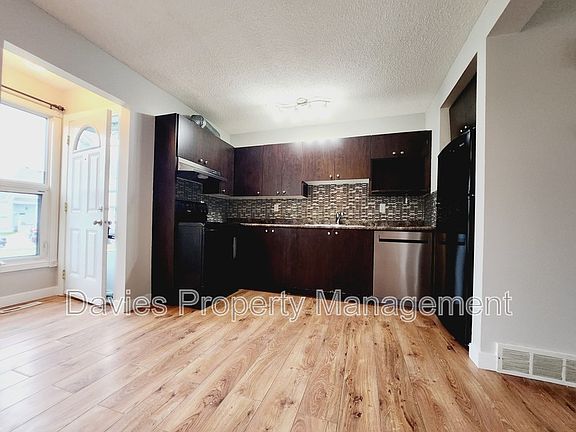 2nd image of 10480 28a Ave NW