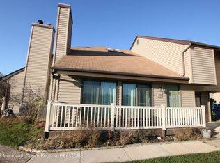 101 Cotswold Cir, Ocean, NJ 07712