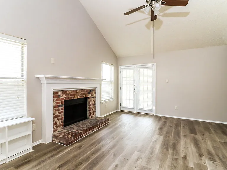 8409 Tallahassee Ln — Photo 5