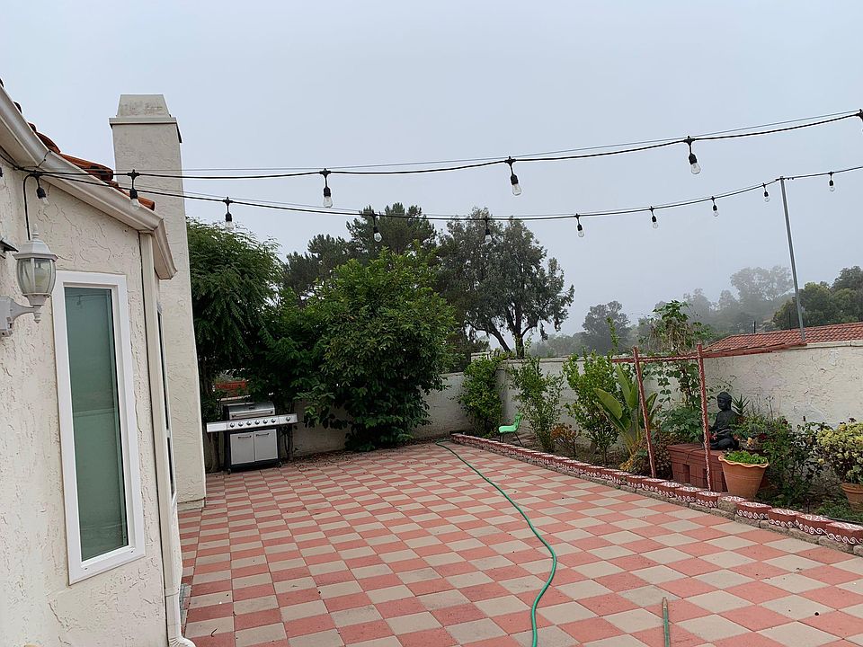 1st image of 15977 Avenida Villaha