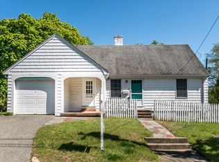 5 Chase Rd, Waltham, MA 02452