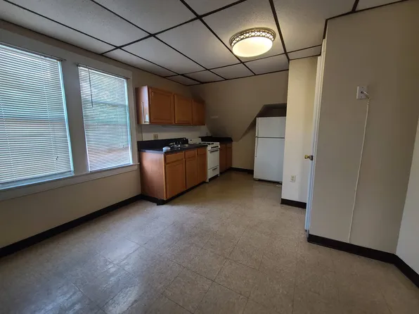 196 Hillside Ave - 7