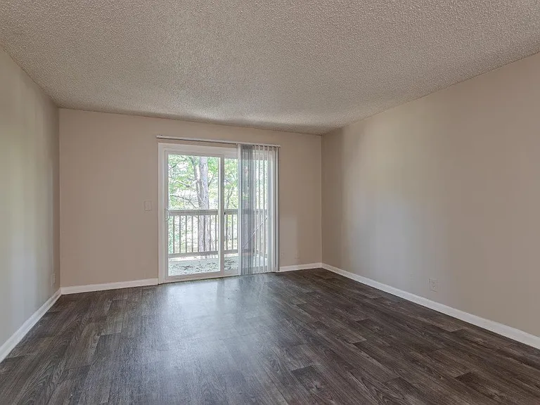 The Residences at Stonebrook Apartment Homes — Photo 5