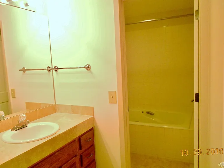 224 Deer Blvd #C — Photo 16