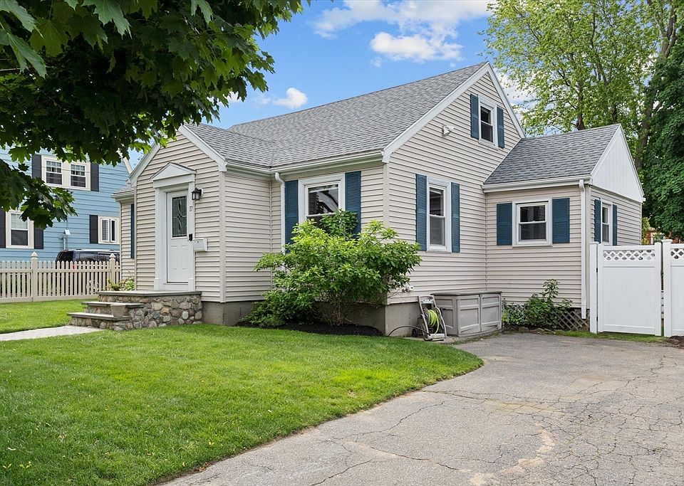17 N Shore Ave, Danvers, MA 01923 Zillow