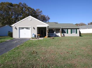 4 Aspen Cir, Barnegat, NJ 08005