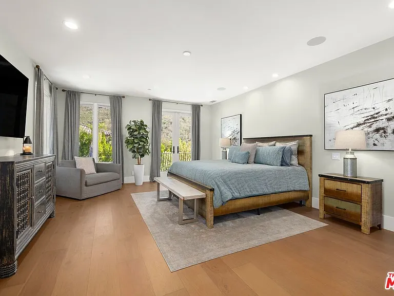 29462 Malibu View Ct — Photo 17