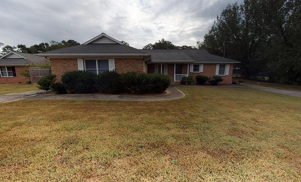 1st image of 123 Lacey Ln #123