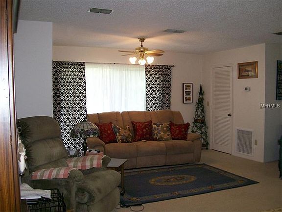 2nd image of 5705 80th St N Unit 209