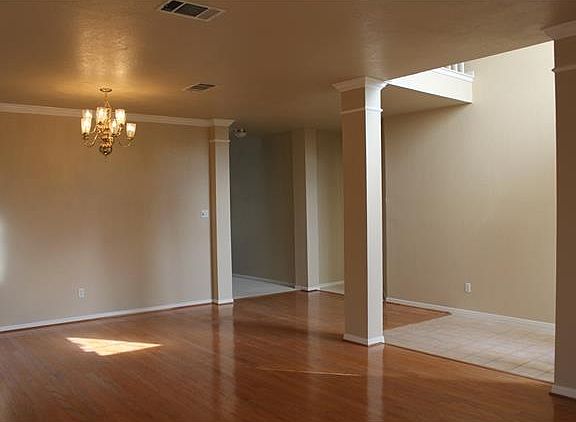 4th image of 11439 Rustic Rock Dr