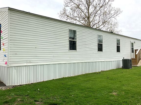 2nd image of 106 Oren Dr #106