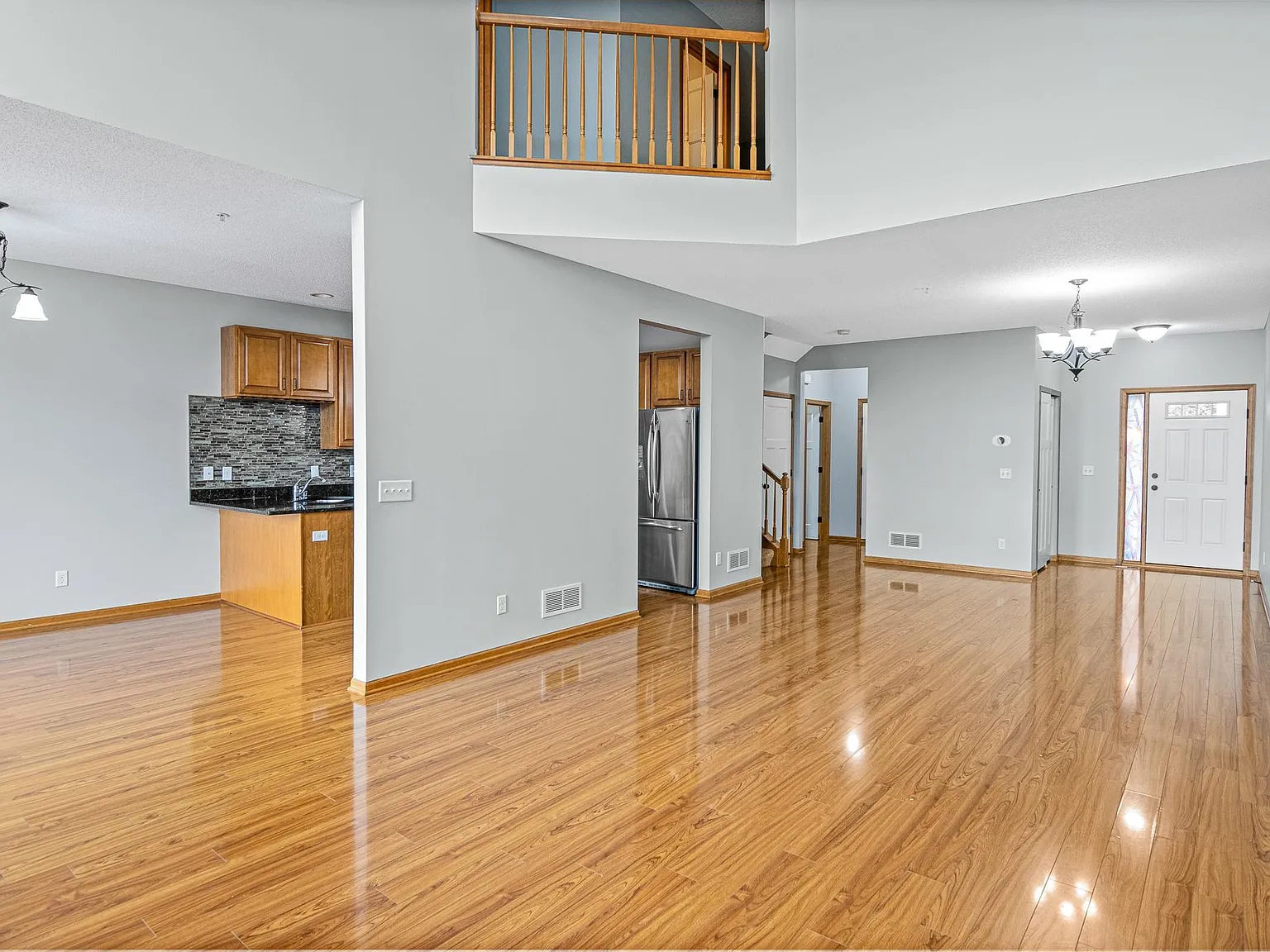 4 bed, 2775 sqft, $2,995 — Photo 4