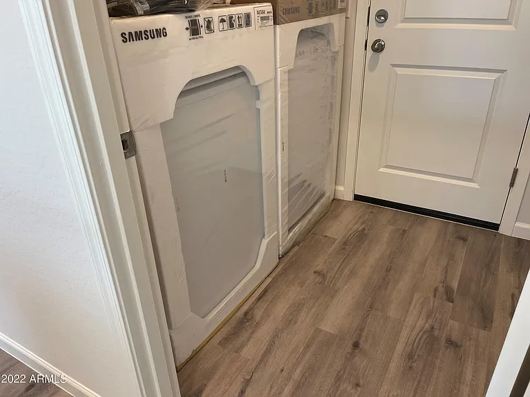 2029 E Velvet Pl — Photo 7