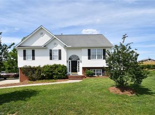 153 Old Cypress Dr, Winston Salem, NC 27127