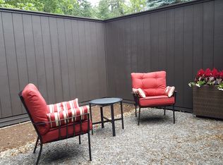 87 Westbrook Way, Eugene, OR 97405