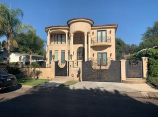 5448 Allott Ave, Van Nuys, CA 91401