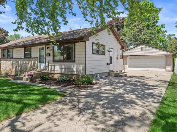 8124 West Marion STREET, Milwaukee, WI 53222
