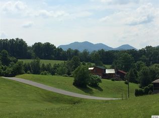 28 Sugar Tree Dr #28, Sevierville, TN 37862