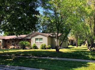 286 E Norman Ln, Wheeling, IL 60090