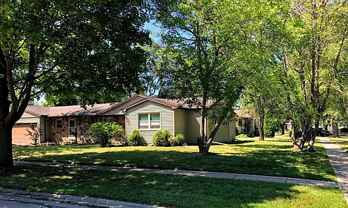 286 E Norman Ln Photo 1