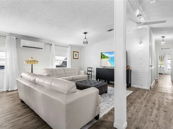 4971 Porky Ln, Saint James City, FL 33956