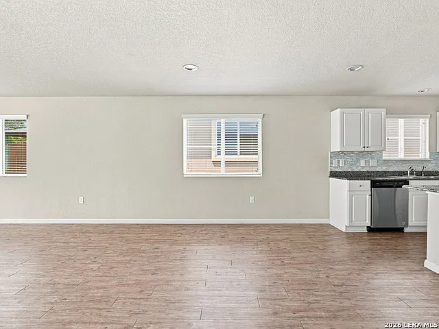 10203 Relic Oaks — Photo 13