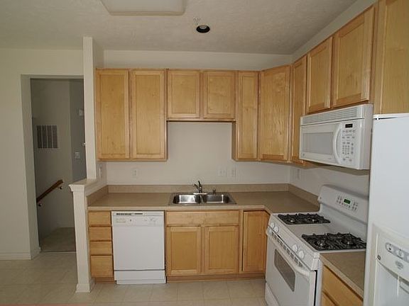 Kitchen-2