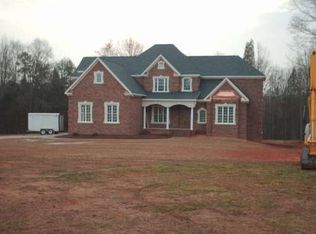 201 Kirkwood Dr, Concord, NC 28025