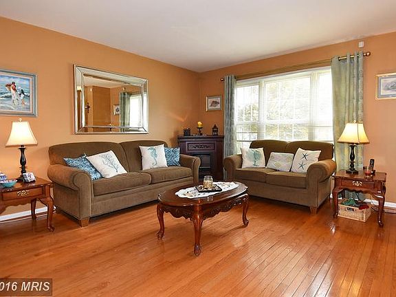 2nd image of 15473 Windsong Ln