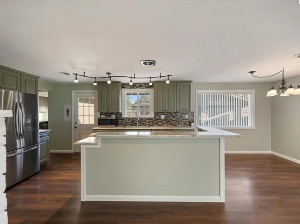 3925 W Metaline Ave, Kennewick, WA 99336