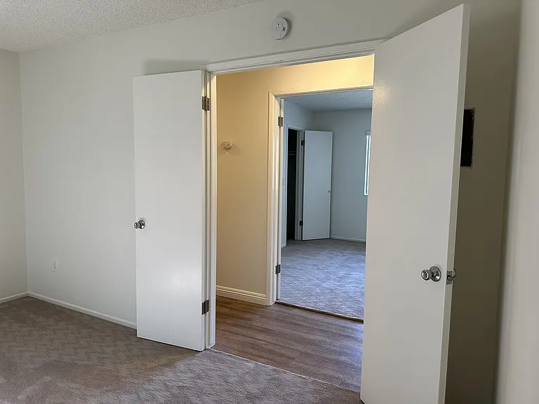 160 N Fonda St #2 — Photo 25