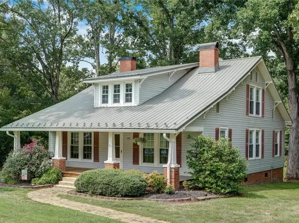 754 Oregon Hill Rd, Reidsville, NC 27320