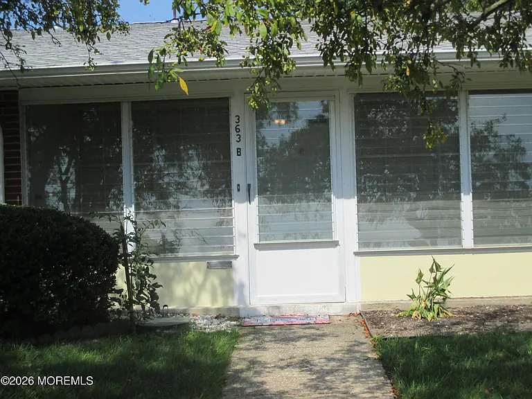 363B Chesterfield Ct #363B — Photo 3
