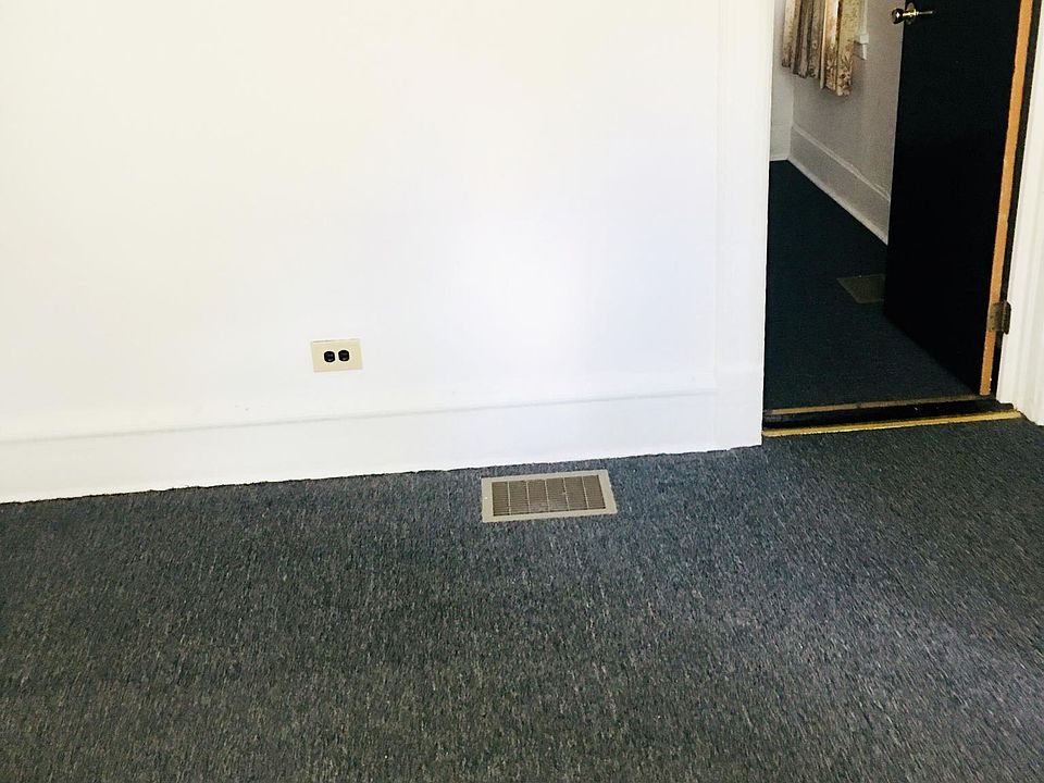 2nd image of 2801 S Union Ave APT 1F