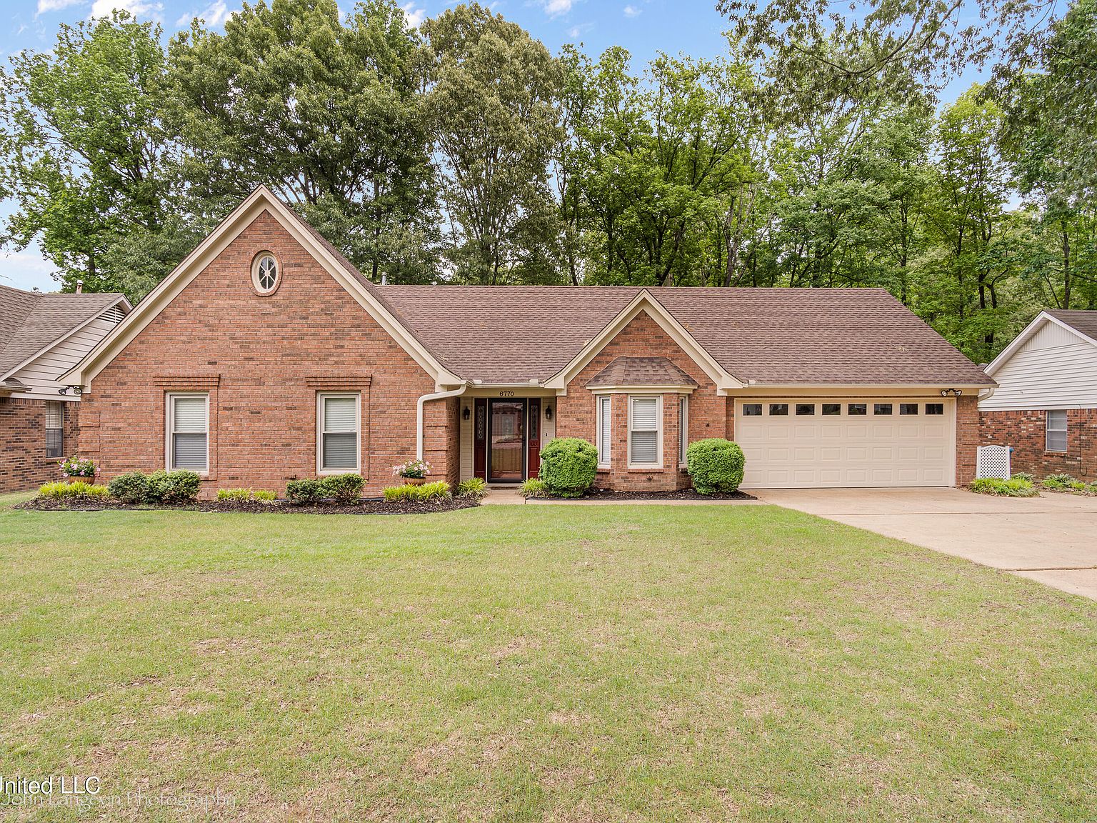 6770 Hickory Crest Dr E, Walls, MS 38680 | Zillow