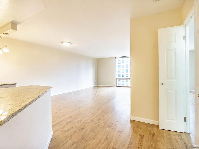 1625 Larimer St #1604 — Photo 12
